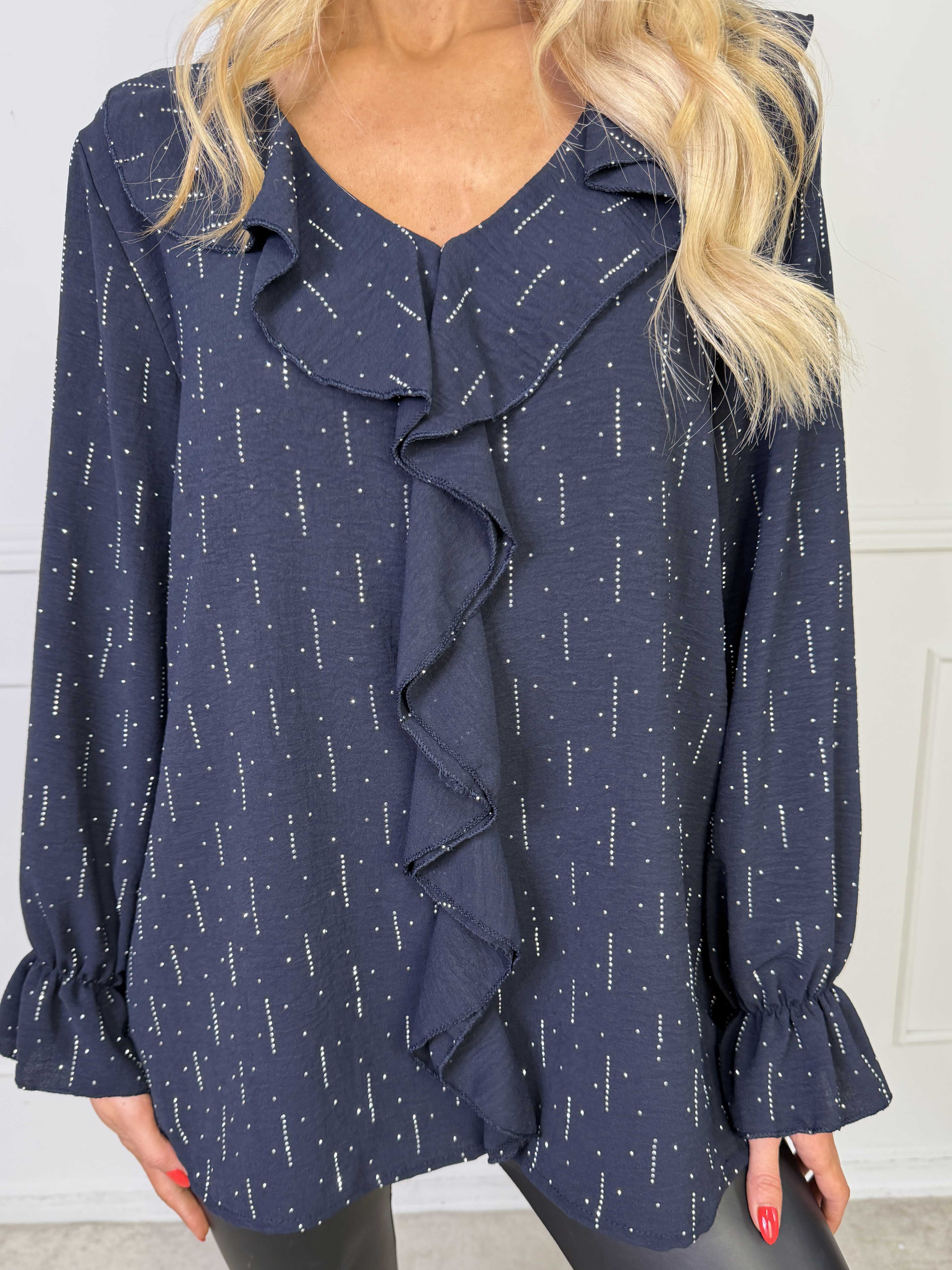 Noor - Fin tunika med flæser og similisten